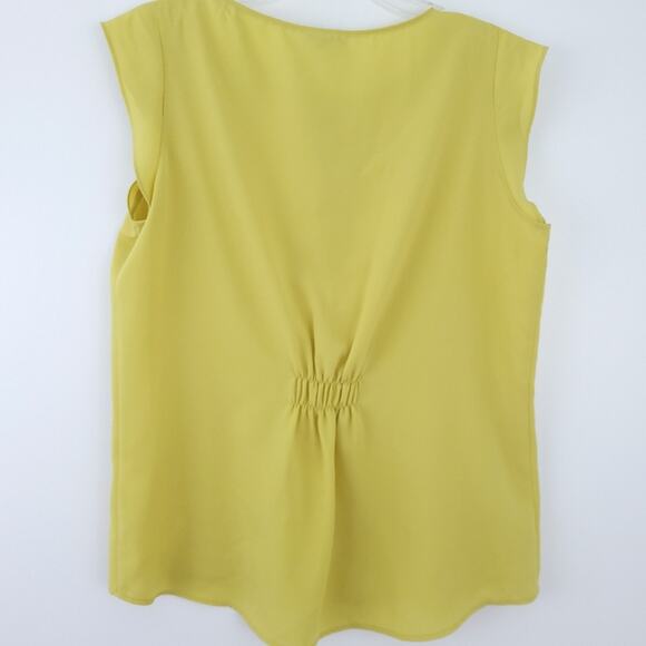Tahari Camisole Shell Sleeveless Blouse Medium Career Shirt Top Ruched Back - Picture 2 of 7